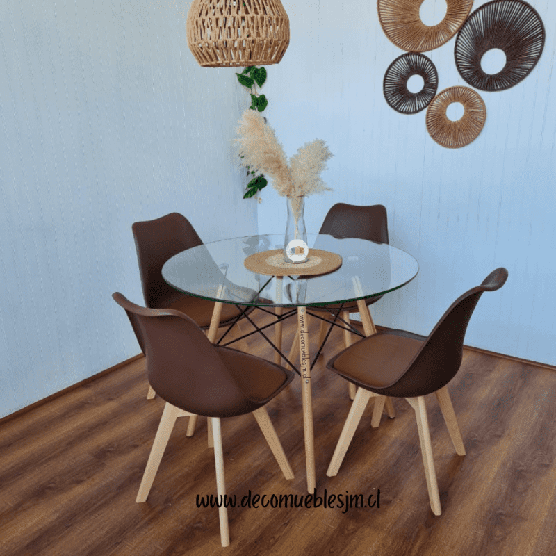 Comedor Cristal con sillas Tulip