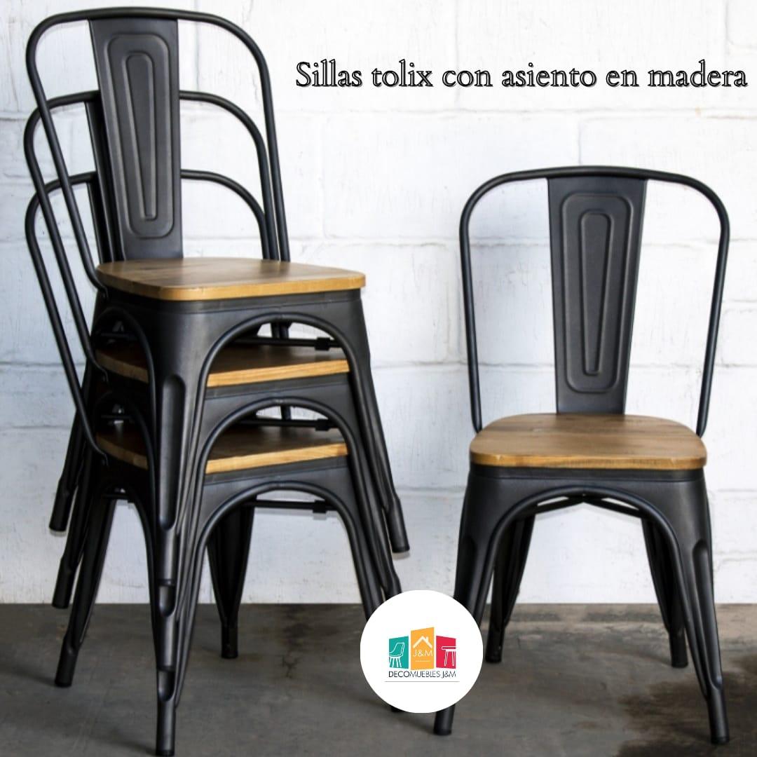 Pack de sillas Tolix con asiento de Madera SPA